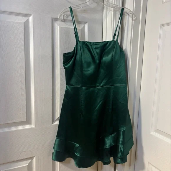 Speechless Y2K Hunter Green Coquette Satin Mini Babydoll Sleeveless Dress Z 13 - Picture 2 of 16